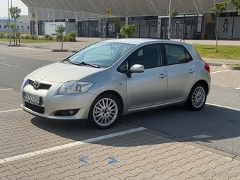 Toyota Auris 2.0D 2008 roč. - 5