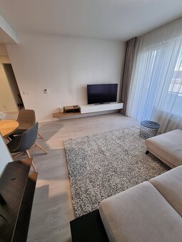 Krásny 2 izbový byt rezidencia Pri Radnici, centrum - 5