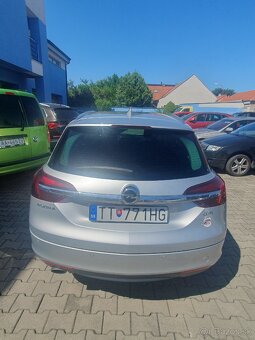 Opel Insignia 2,0 CDTI Sports Tourer SW - 5
