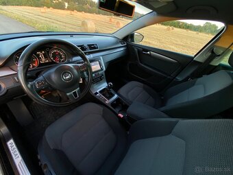 Volkswagen Passat B7 Sedan - 5