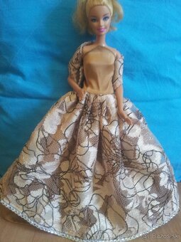 Barbie s ohybnymi kolenami... - 5