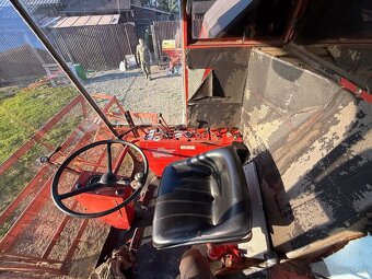 Obliny kombajn Massey Ferguson 206 - 5
