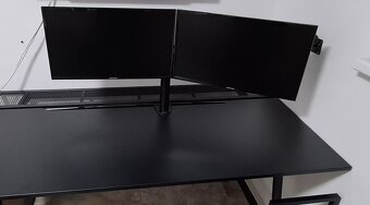 2x 24" Samsung S24F350 a stolný držiak HAMA - 5