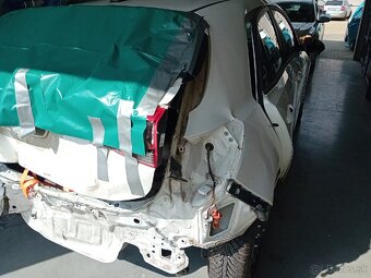 Kia rio 1.2 b , RV4/ 2023 - HAVAROVANÁ - 5