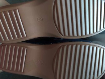NOVE lahucke damske slapky , velk 43 - 5