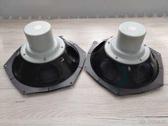 Tesla ARN 738 - 5