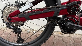 Celoodpružený karbónový ebajk Trek Slash+ 9.7 veľ. L a XL - 5