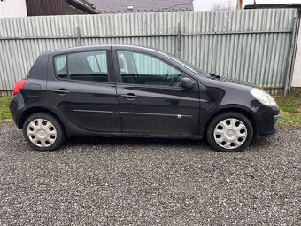 Renault Clio 1.2 Benzin Klimatizacia - 5