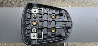 Sedlo gsxr 600 - 5
