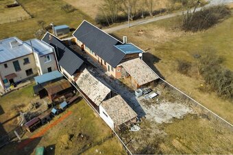 NOVA CENA 2 domy a 3000m2 pozemku - NA PREDAJ - 5