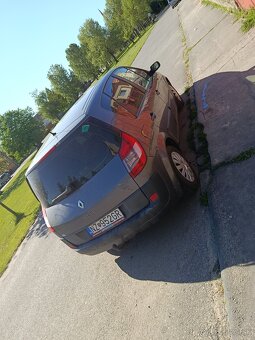 Renault - 5