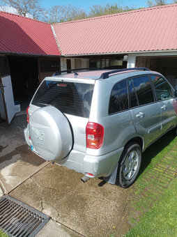Toyota RAV4 - 5