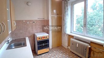 HALO reality - Predaj, trojizbový byt Lučenec, priestranný v - 5