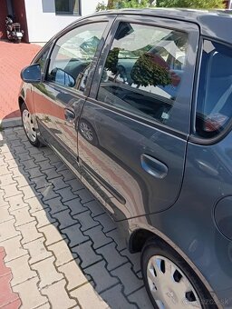 Mitsubishi colt - 5