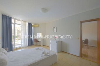 Exkluzivní nabídka: Prostorný apartmán 2+kk s bočním výhlede - 5