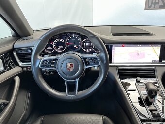 Porsche Panamera 4 - 5
