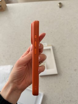 Magmat kryt na IPhone 17 pro - 5