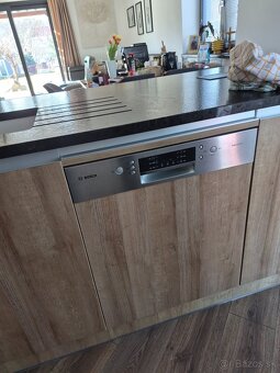 Kuchynská linka + spotrebiče - 5