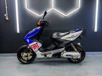 Yamaha Aerox 100 2T Rossi replica - 5