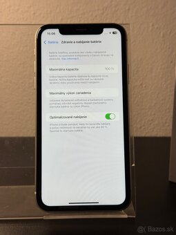 Predám Apple iPhone 11 256GB Silver Bežné známky používania - 5