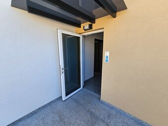 Trojizbový apartmán s výhľadom na more, Novalja / Chorvátsko - 5