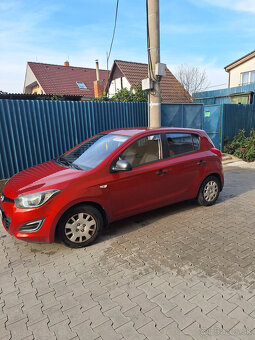 predám Hyundai I20 - 5