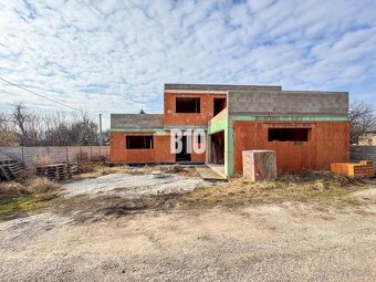 6 izbový rodinný dom - DVOJGARÁŽ - CABAJ časť Riegler - 5