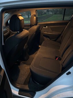 KIA Sportage 1.7 cRDI 88 kw - 5