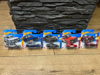 Hot wheels modely - 5