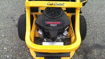 Traktorova kosacka  -Cub Cadet XZ6 Ultima - 5