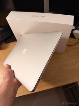 MacBook Air 13’ 2015 - TOP stav - 5