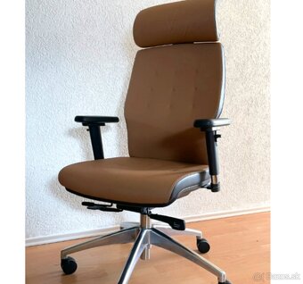 ERGONOMICKÁ KANCELÁRSKA STOLIČKA - STÁLA nová 370 eur - 5