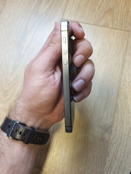 iPhone 5S 16GB nefunkčný SIM slot na diely - 5