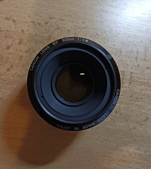 Canon EF 50mm 1:1,8 - 95 € - 5
