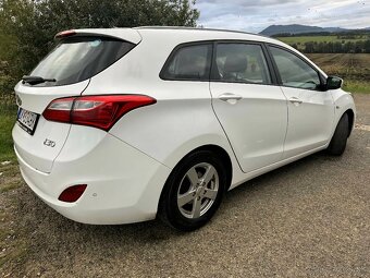 Hyundai i30CW 1.6crdi 81kw - 5