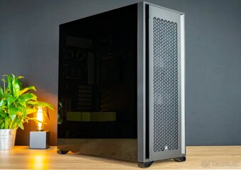 Predám herný PC – AMD Ryzen 7 9800X3D / RTX 5080 /32GB DDR5 - 5
