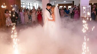 Plazivý dym a studene iskry, tanec v oblakoch - 5