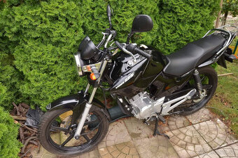 Yamaha YBR 125 - 5