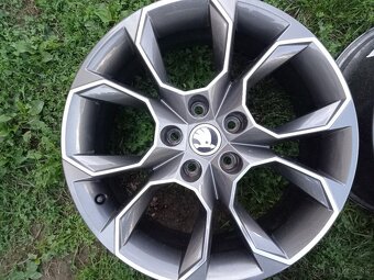 18"5x112 ET 51 Škoda Octavia hliníkové disky - 5