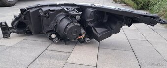 Pravý predný svetlomet Mitsubishi Eclipse Cross - 5