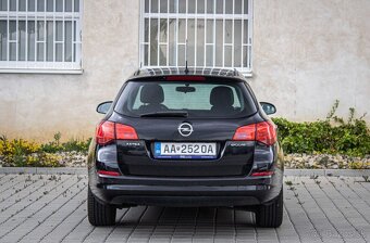 Opel Astra J 1.4 74 kW - 5