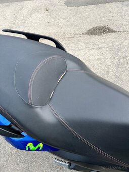 YAMAHA X MAX 125 VR46 LIMITKA - 5