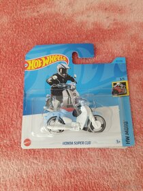 Hot wheels autá , motorky (mix) - 5