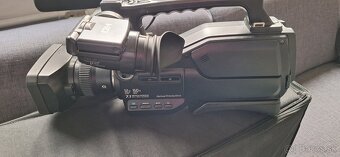 Velka poloprofesialna ,,SONY,,Kamera - 5