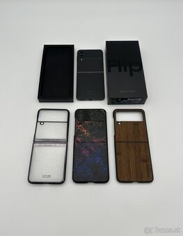 Samsung Galaxy Z Flip4 8/128GB Graphite + ZÁRUKA + DARČEK - 5