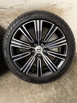 Zimná sada Volvo S60 V60 - 5x108 R18 , 235/45/18 - 2024 - 5