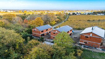 Záhrada s možnosťou výstavby RD blízko Peknej cesty - 5