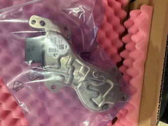 Elektrické olejové čerpadlo ŠKODA Original OEM 0GC927373M - 5