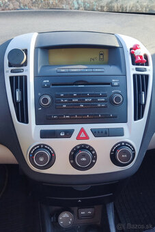 Predám Kia Ceed 1.6 benzín / LPG - 5