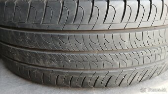 Predám jazdené letné pneumatiky GOODYEAR 215/60 r17 C. - 5